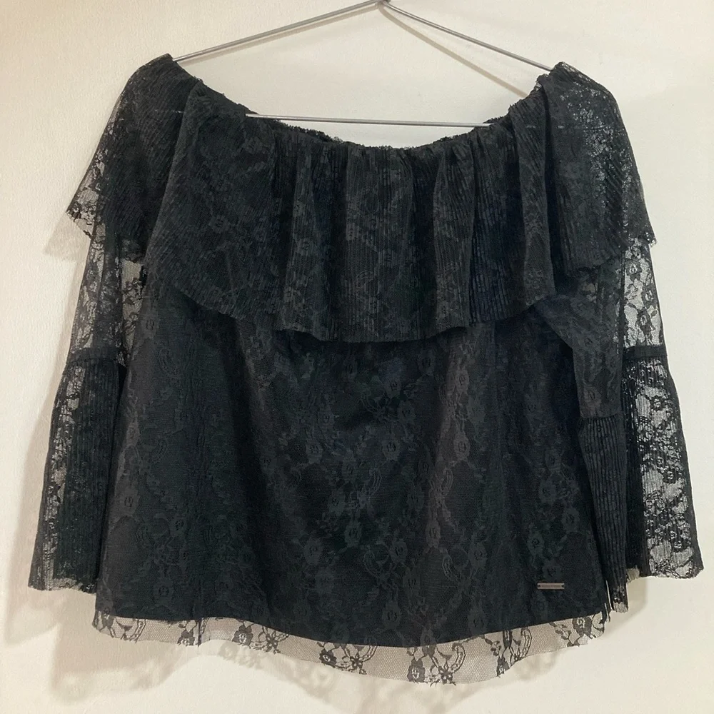 Black Off-shoulder Top - Picture 5 of 6